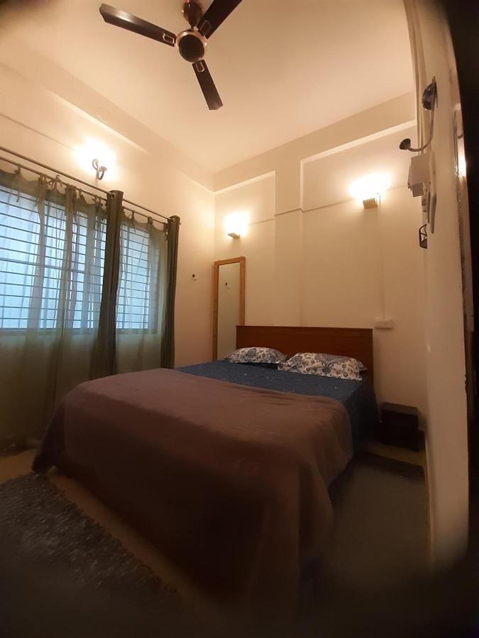 Tiny House For Couple Lägenhet Madikeri Exteriör bild