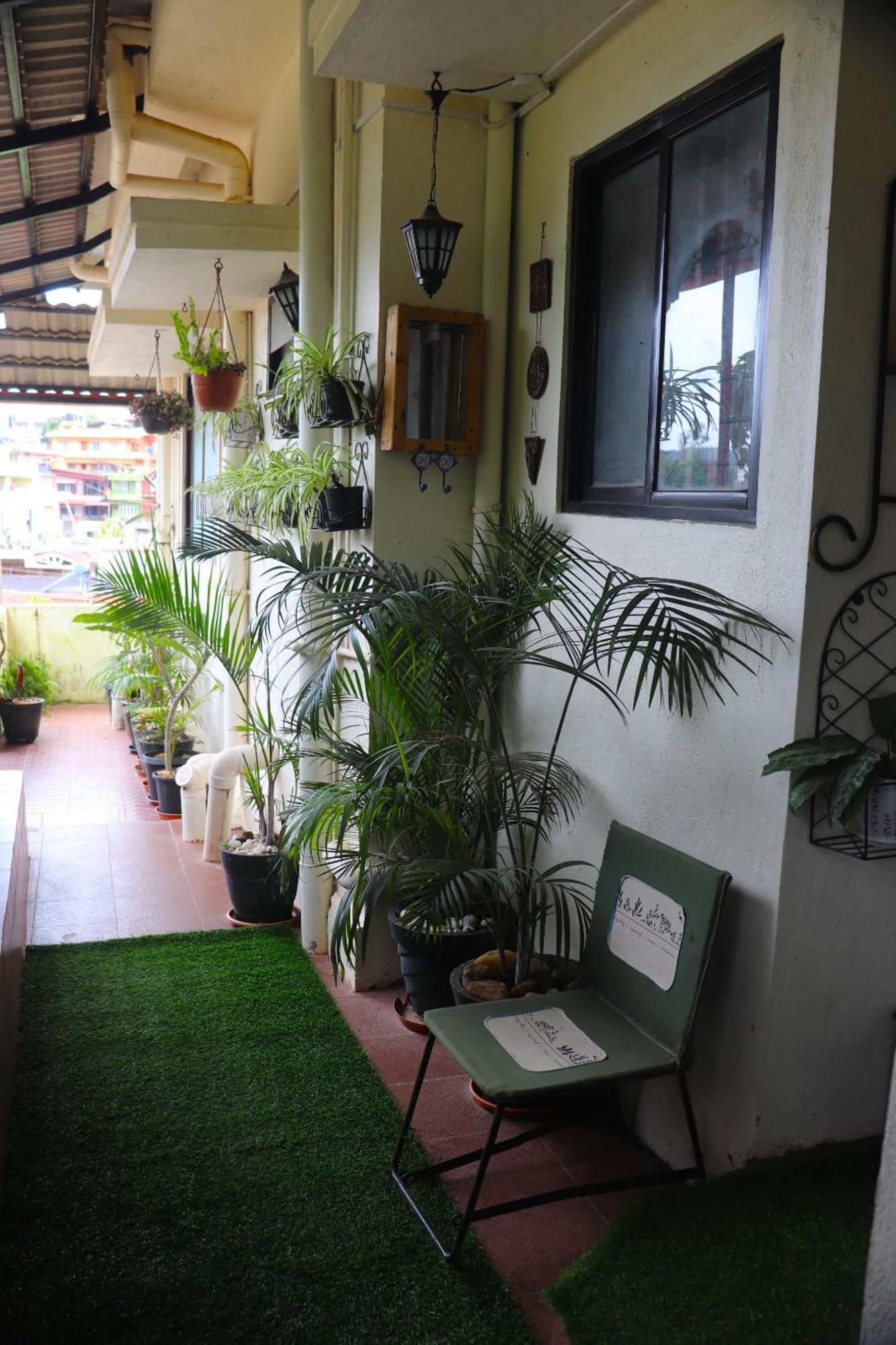 Tiny House For Couple Lägenhet Madikeri Rum bild