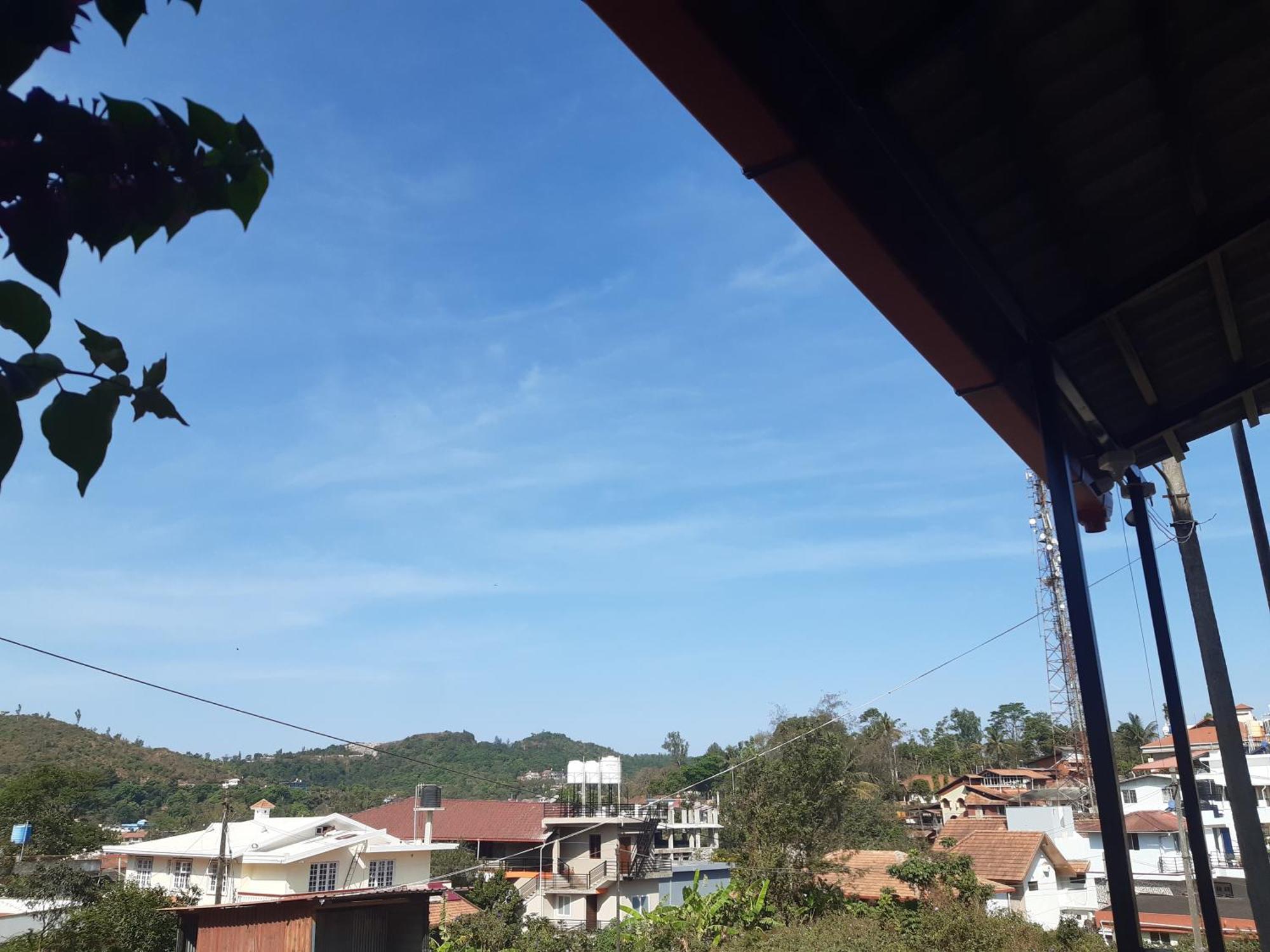 Tiny House For Couple Lägenhet Madikeri Rum bild